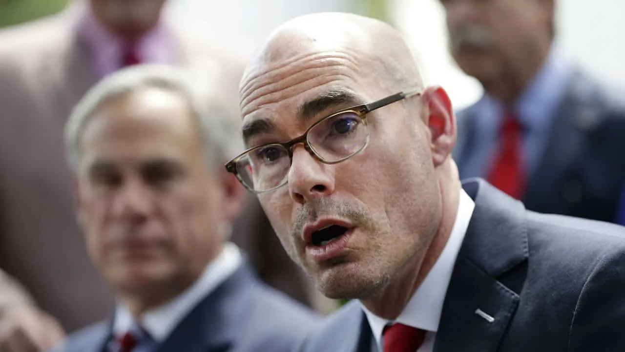 Dennis Bonnen Recording - Easing Restrictions on Texas Businesses