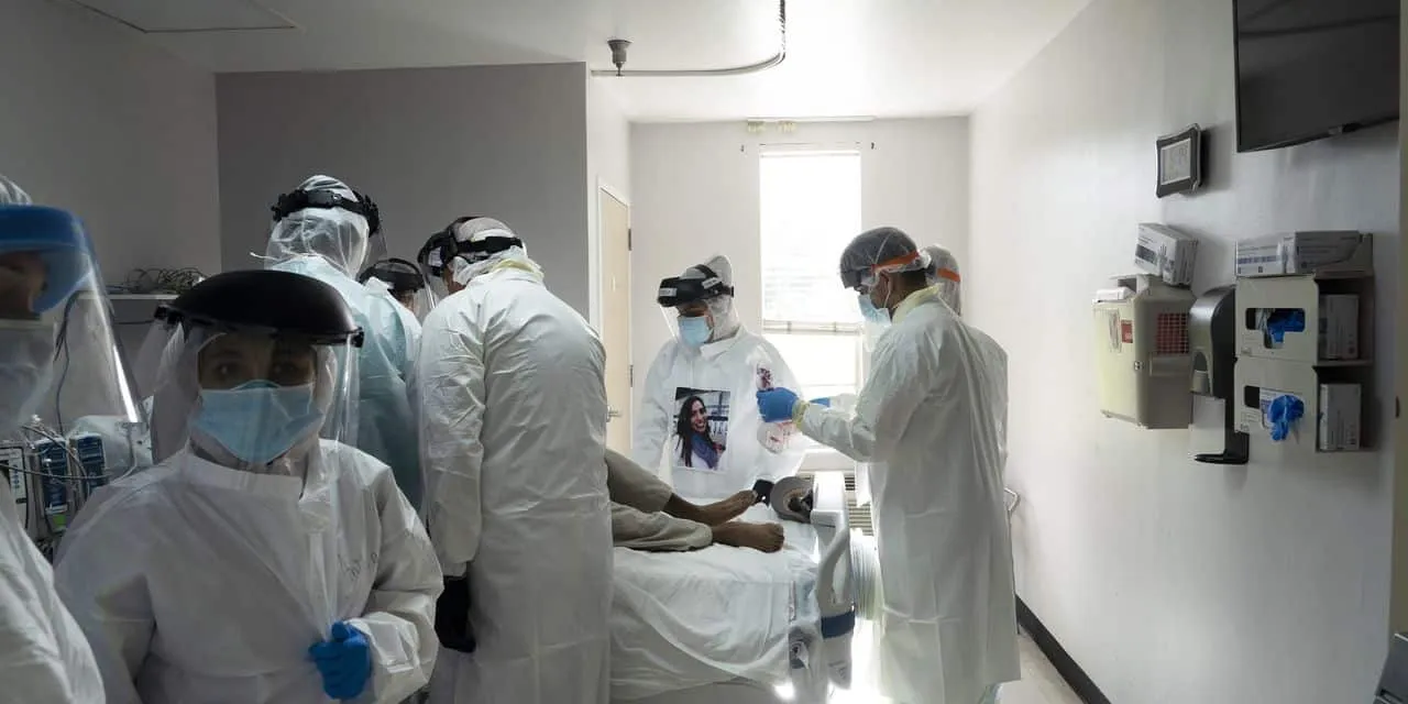 People currently testing positive for the novel coronavirus are skewing younger. Here, medical staff treat a patient in the Covid-19 intensive care unit at the United Memorial Medical Center in Houston, Texas, on Monday. PHOTO: GO NAKAMURA/BLOOMBERG NEWS