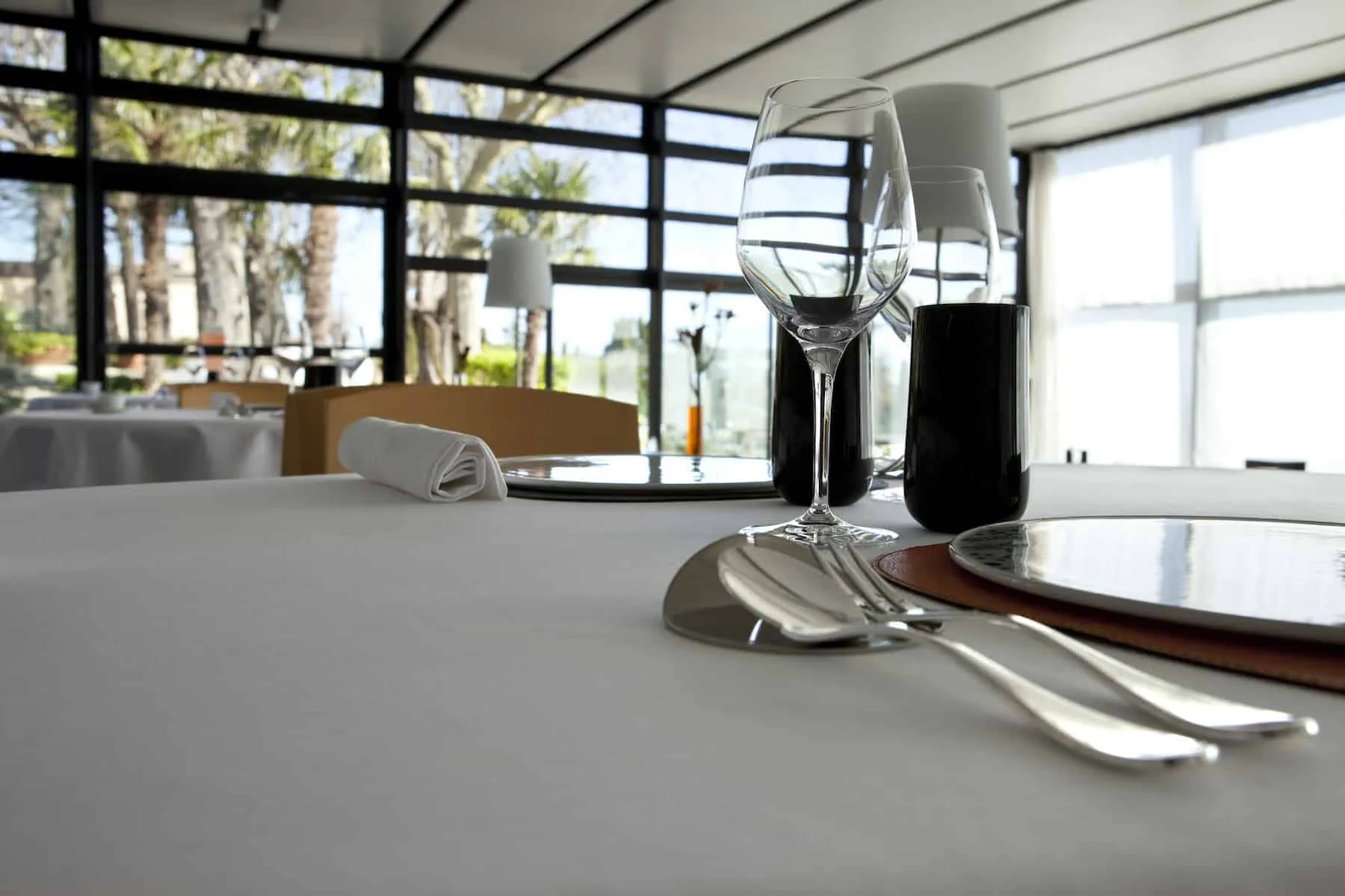 Texas leaders weigh whether restaurants and retailers should be liable if customer contracts COVID-19
