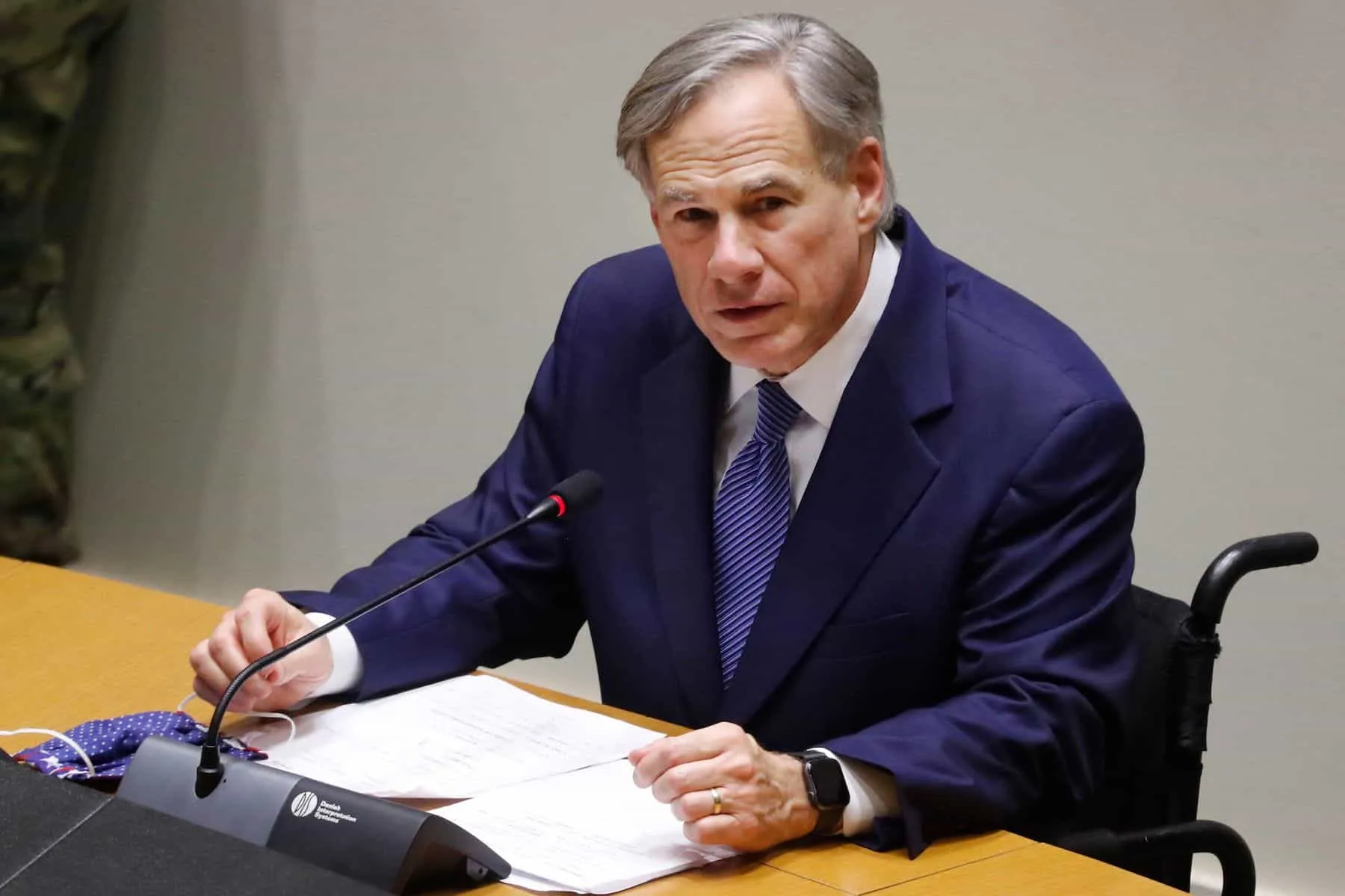 Texas officials introduce legislation to punish cities that defund police