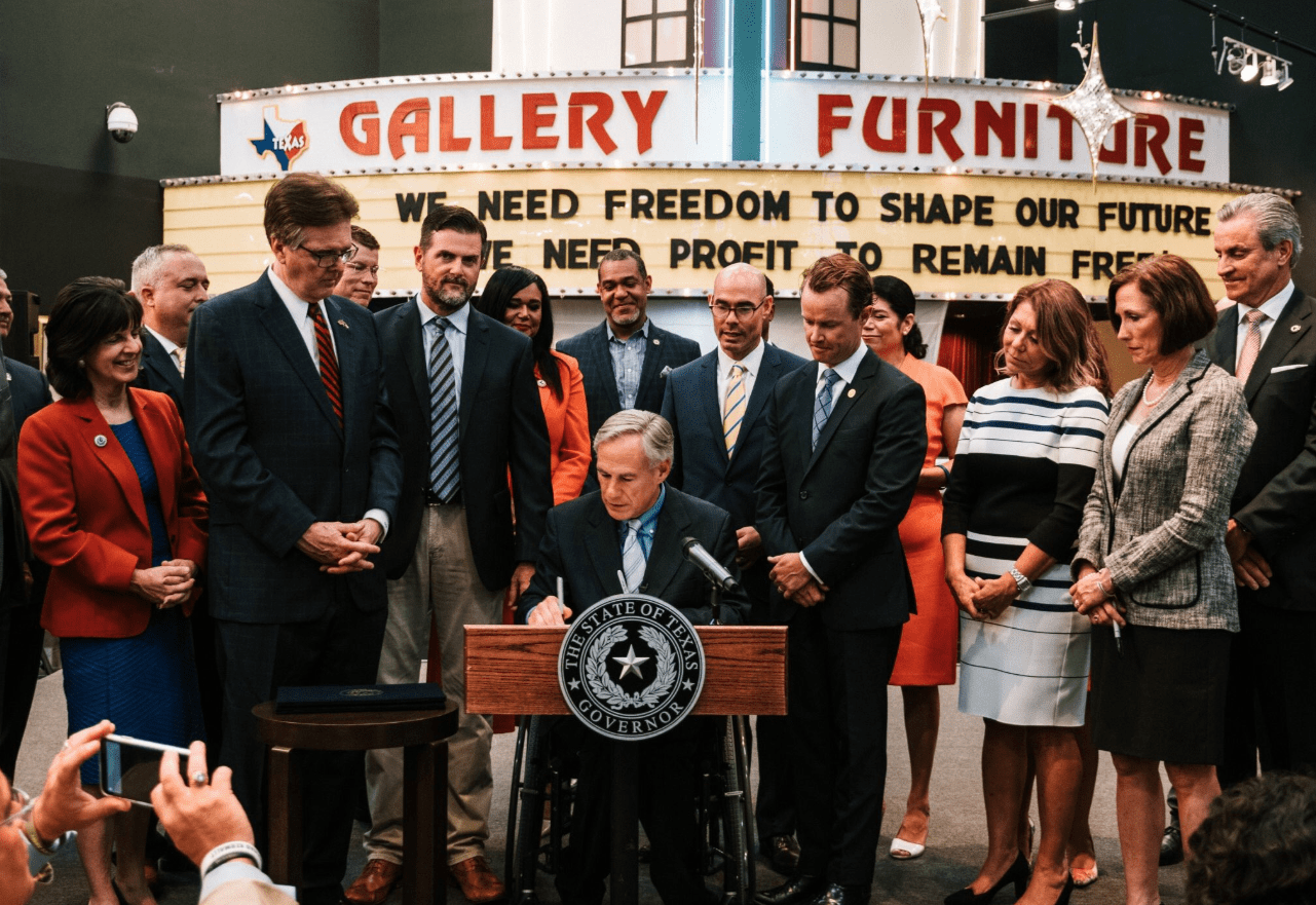 Thursday-bill-signing