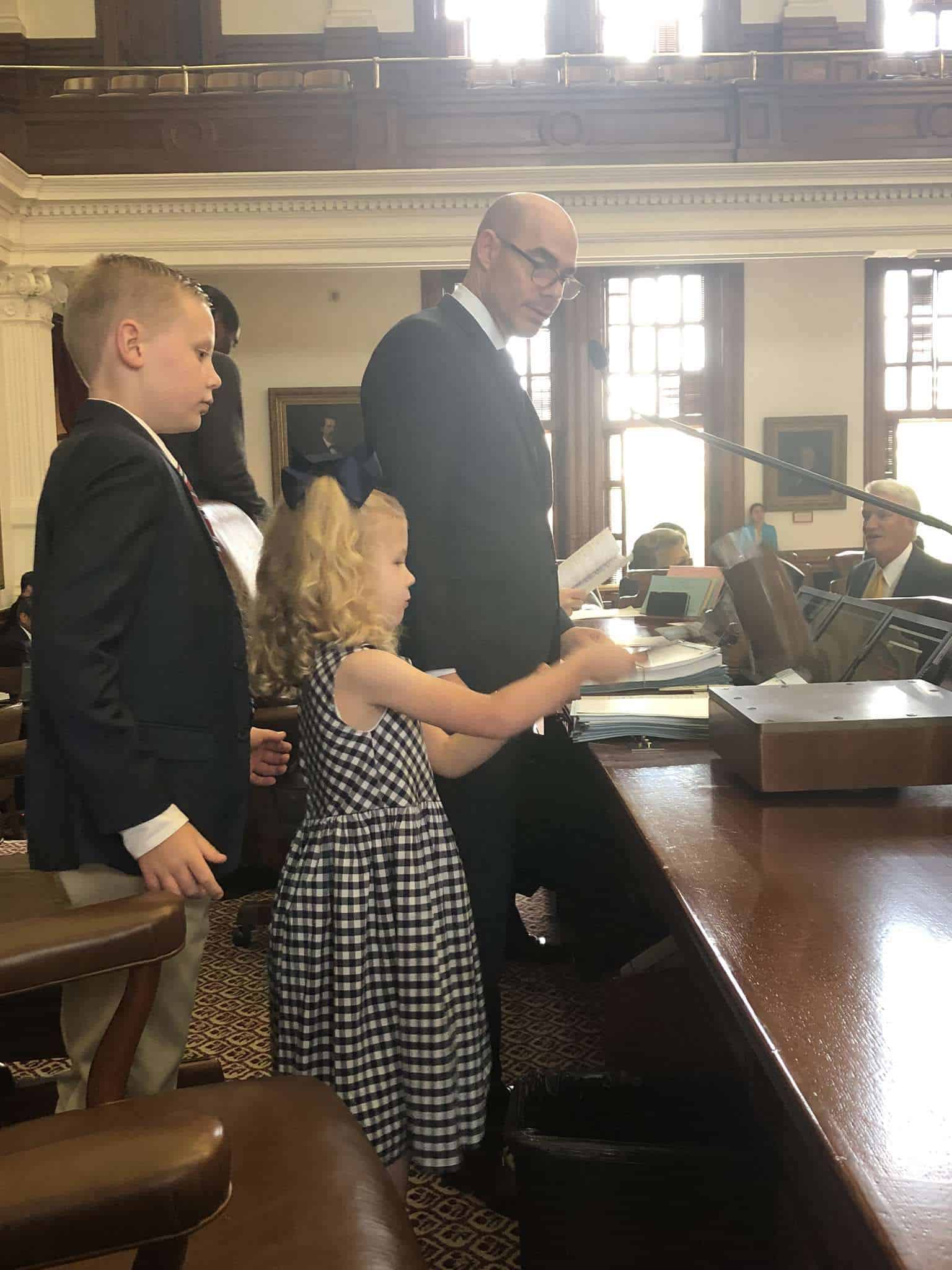 dennis-bonnen-63AA0038-DB1D-4572-B656-39E0EE213CE0