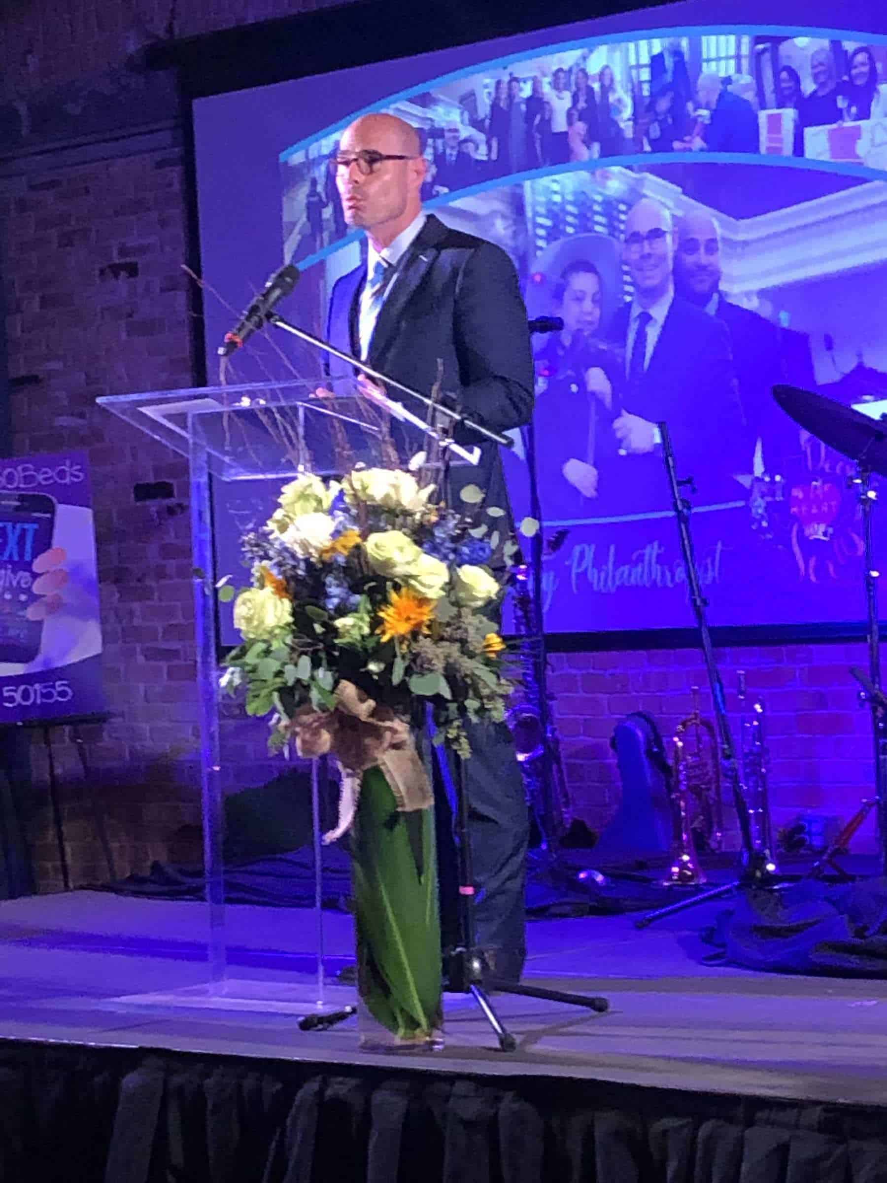 dennis-bonnen-804512DD-6EDB-4F26-8C5E-579736AF696A