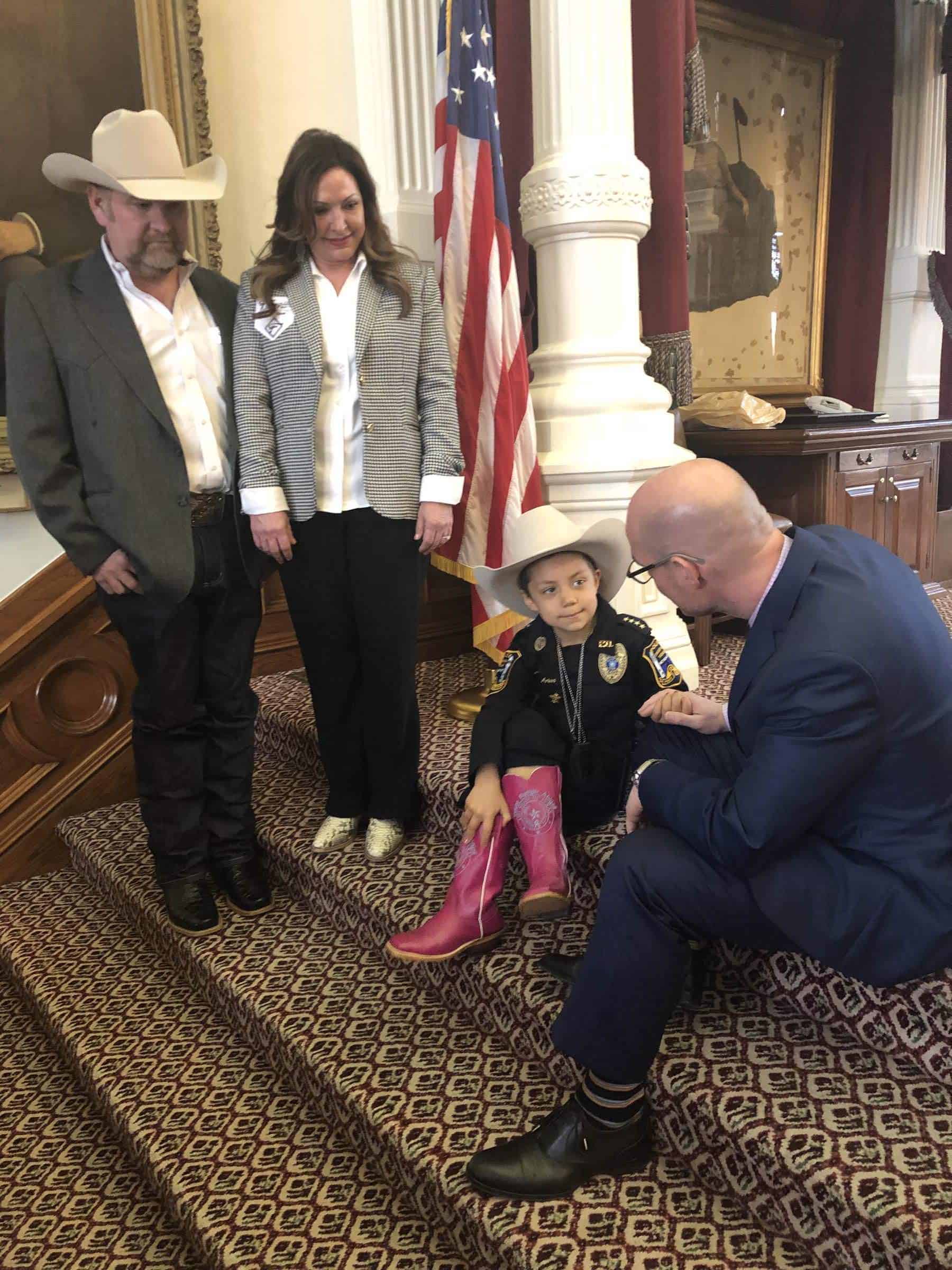 Speaker Dennis Bonnen with Officer Abigail