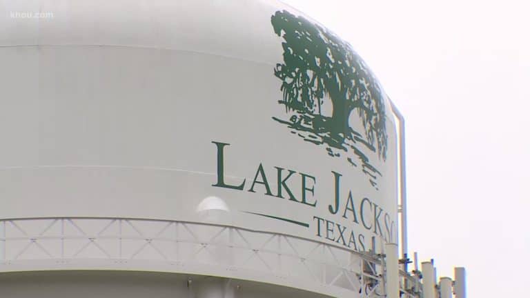 Brain-eating amoeba in Lake Jackson water supply update: Gov. Abbott to visit Tuesday